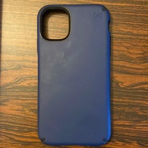 BNIB navy blue Speck iPhone 11 case